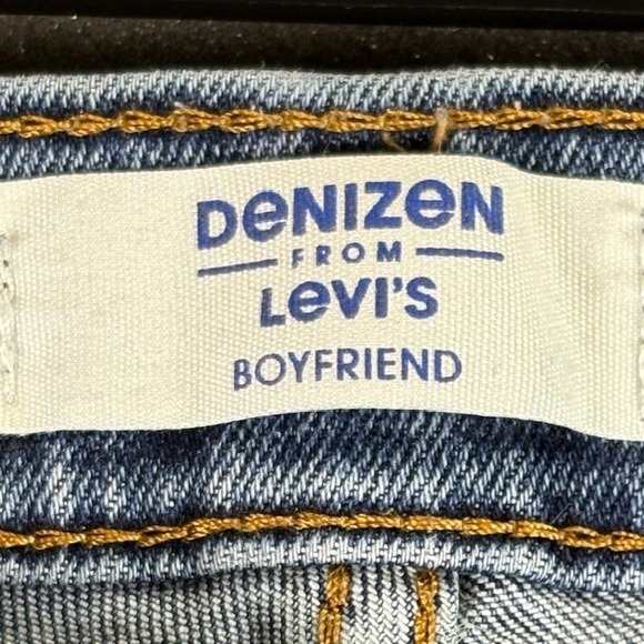 Levi's Women's Jeans Plus Size 18W Blue Denim Cropped Casual - Picture 3 of 7